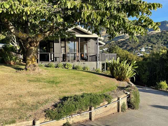 6 Settlers Hill Akaroa_2