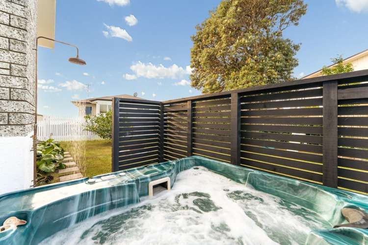 32 Upland Street Brookfield_6