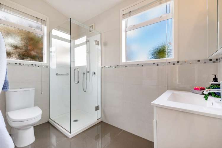 134 Macleans Road Bucklands Beach_16