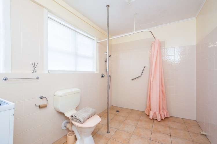 37 Tahi Terrace Glen Eden_26