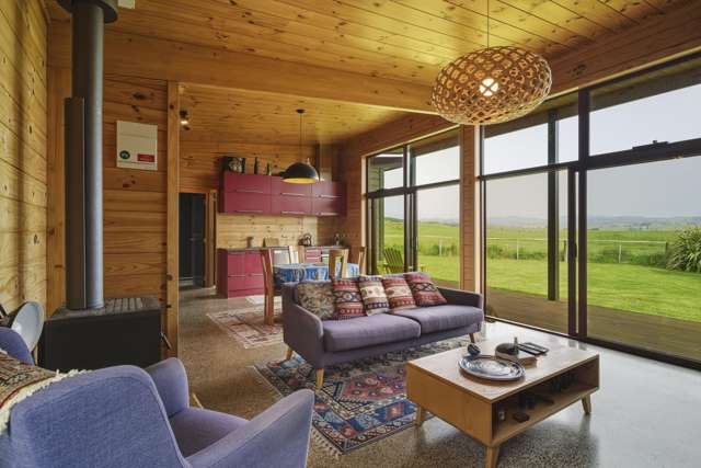 1241 Coast Road Karitane_4