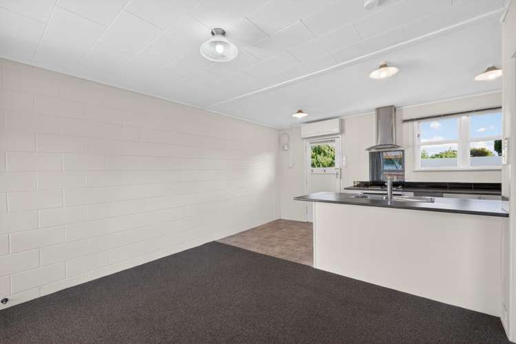 2/40 North Road_5