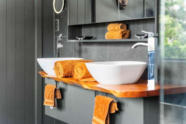 338 Wairere Road Waitakere_17