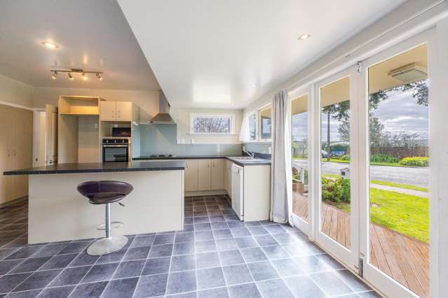 Your ideal family home in a sought-after street!