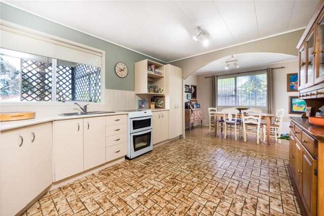 3 Sikkim Crescent Clover Park_4