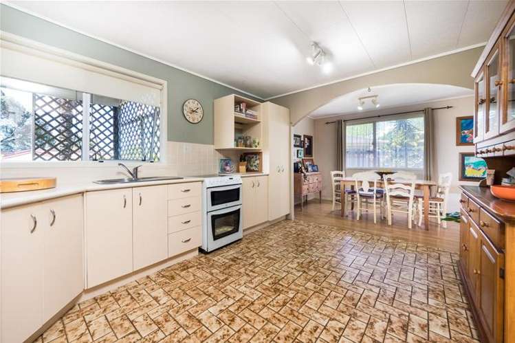 3 Sikkim Crescent Clover Park_4