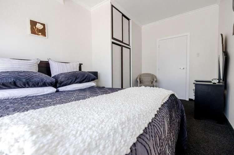 37 Firth Street Cobden_19