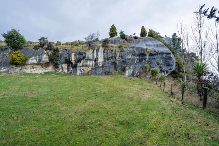 1270 Clifden Highway Orawia_4
