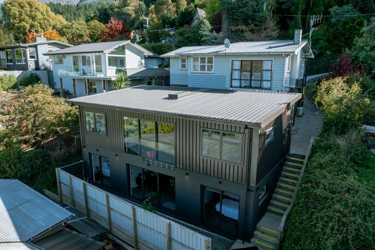 16B & 16C Lomond Crescent Queenstown_5