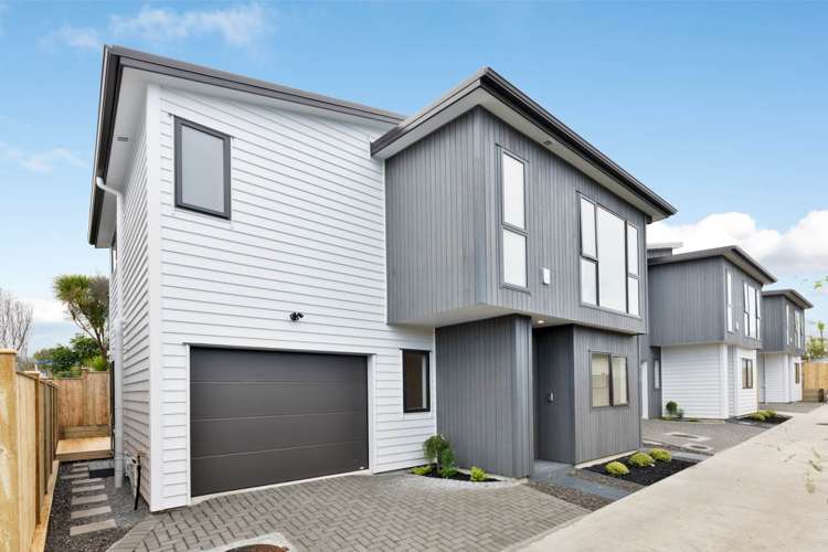 21c Montgomery Avenue_0