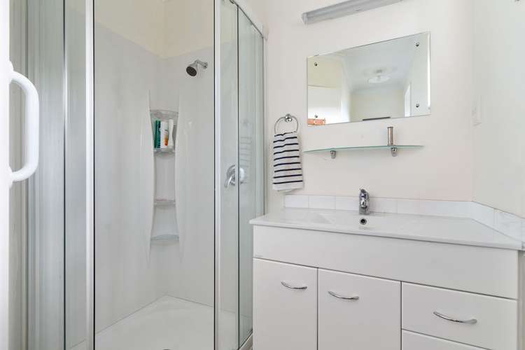 74 Park Road Carterton_18