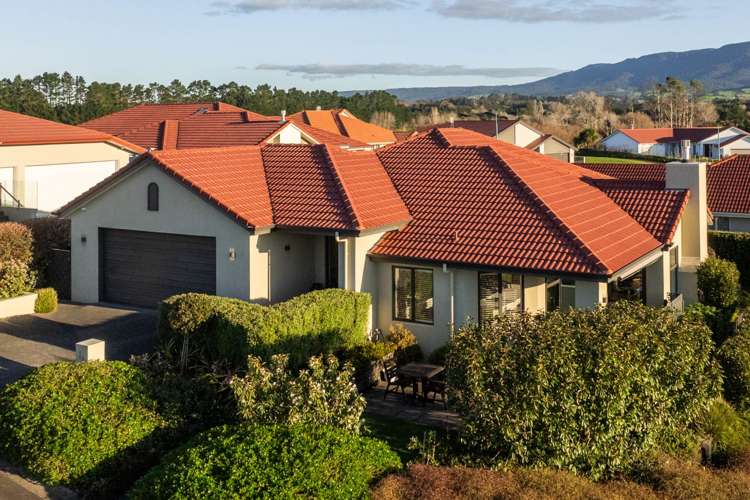 16 Carnoustie Place Aongatete_40