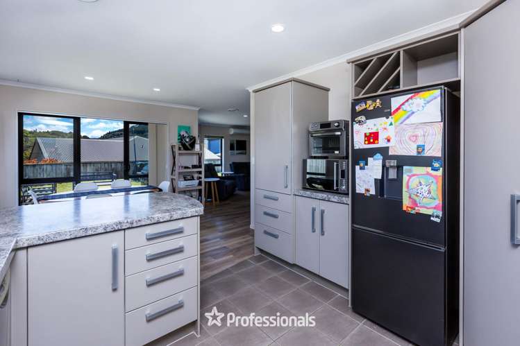 9 Percy Kinsman Crescent Riverstone Terraces_6