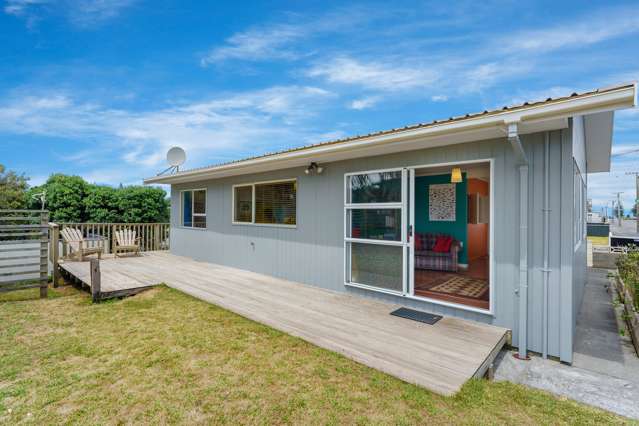 22 Marine Parade Otaki Beach_3