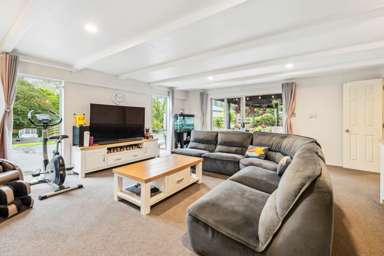 22 Whitford Park Road_4
