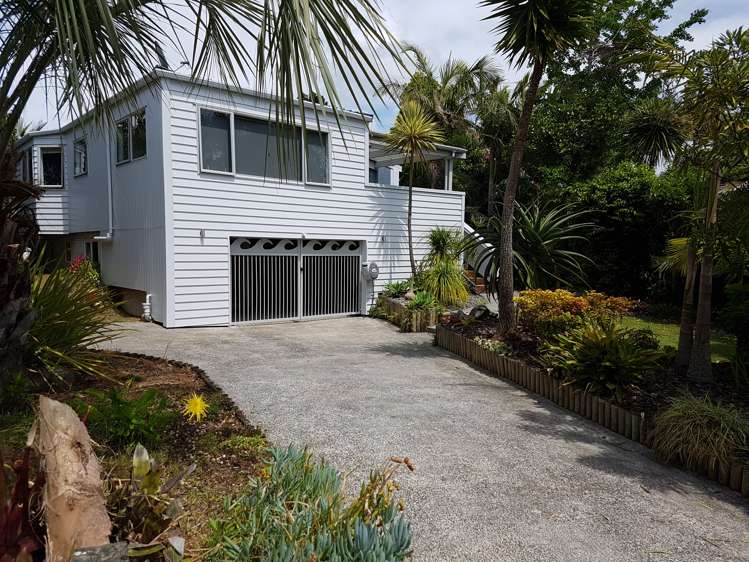 323 The Drive Whangamata_13