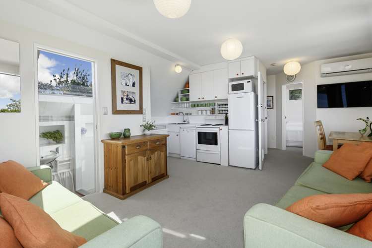 25 Roderick Street Otumoetai_6