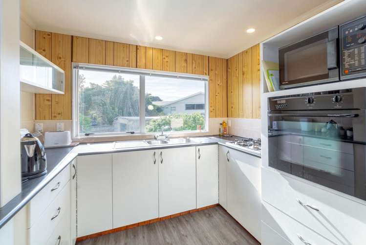 17 Te Miha Crescent Cape Palliser_5