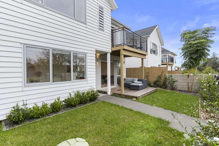 163 Bonair Crescent Silverdale_4