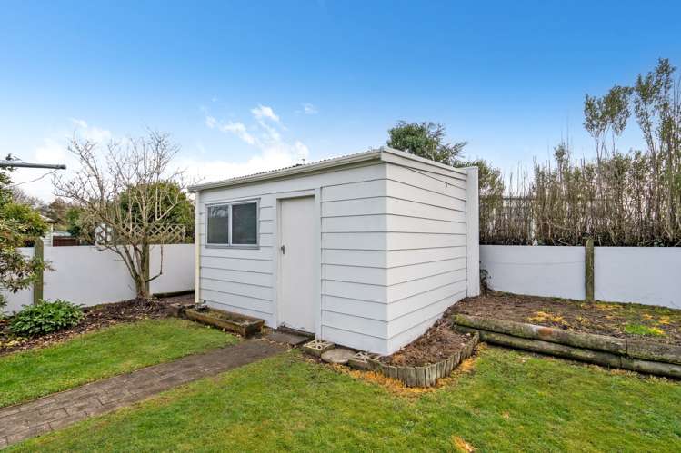 5 Lowes Place Masterton_24