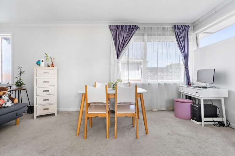 3/27 Cardwell Street_2