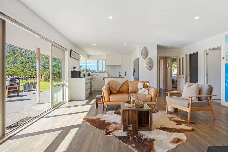 724 Loburn Whiterock Road Loburn_8