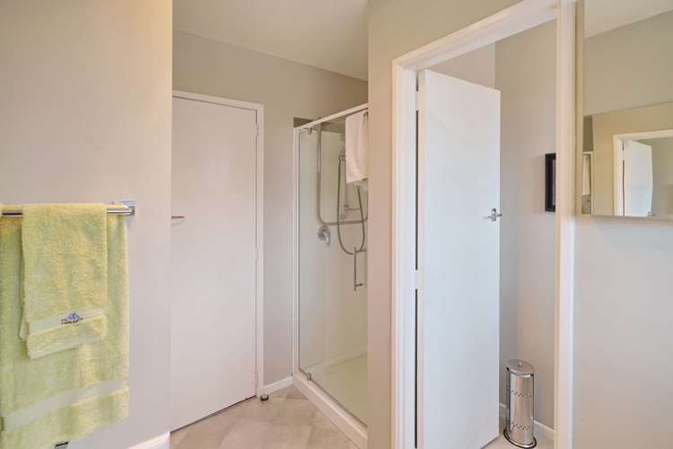 11 Lacy Gate Place Woodend_11