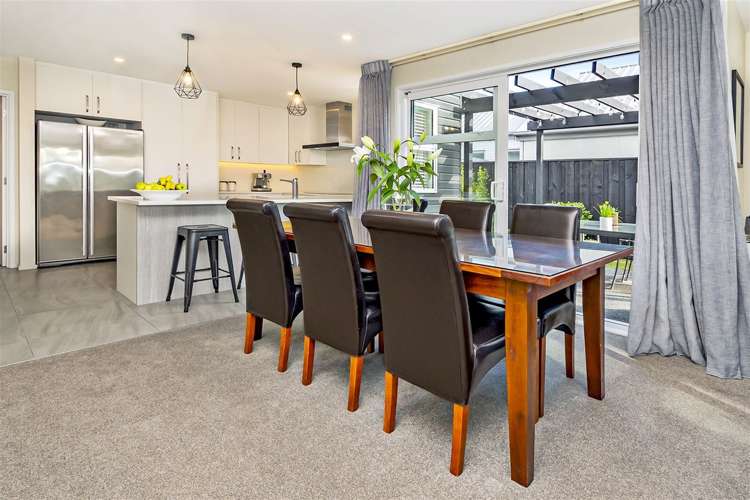 10 Faversham Lane Casebrook_7