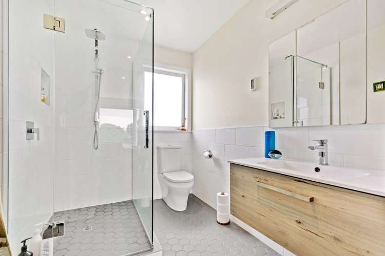 64 Duke Street Mount Roskill_23