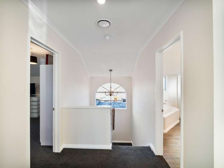 15 Sutton Place Dallington_14