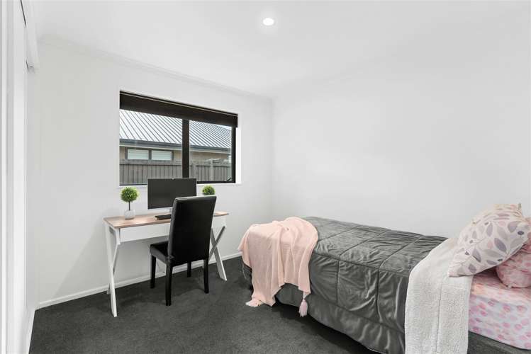 4 Arabella Crescent Yaldhurst_9