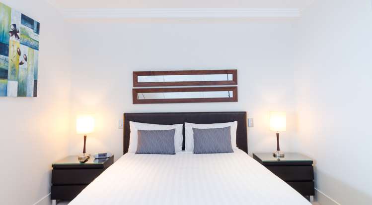 16/225 Lake Terrace Waipahihi_6