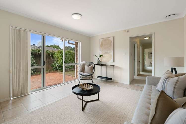 22 Vanderbilt Parade Albany_6