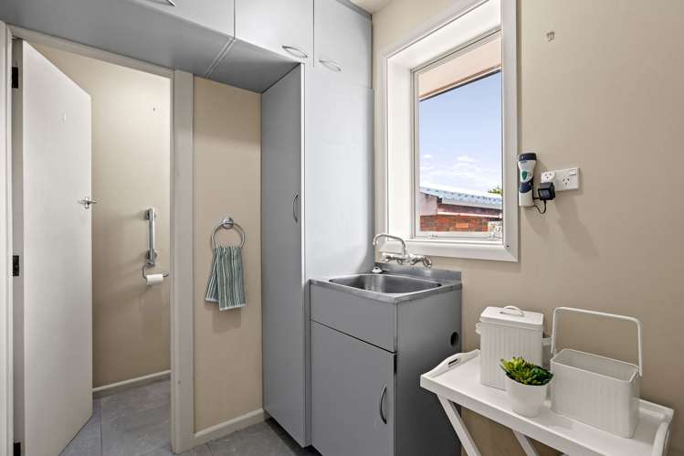 109 Hampshire Street Aranui_14