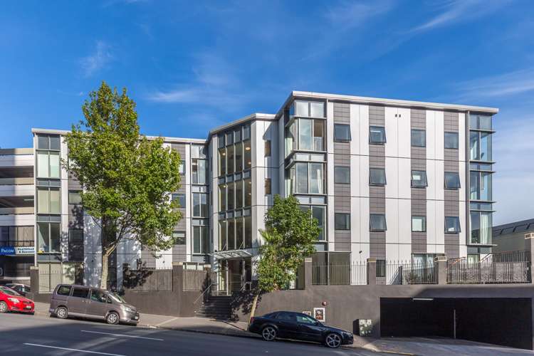 1r/15 Nelson Street_0