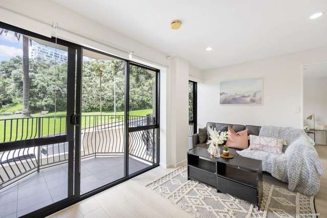 5m/23 Emily Place Auckland Central_2