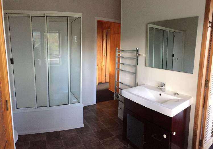 145 Shaw Road Oratia_19