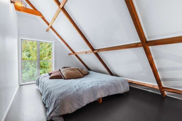 2005 Ongarue Stream Road Waimiha_10