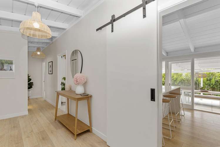 64 Tiroroa Avenue Te Atatu South_8