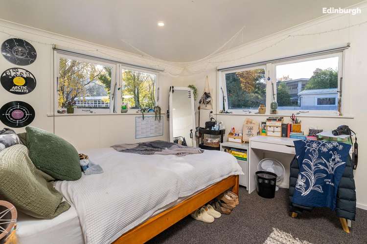 11 Knox Street North East Valley_10