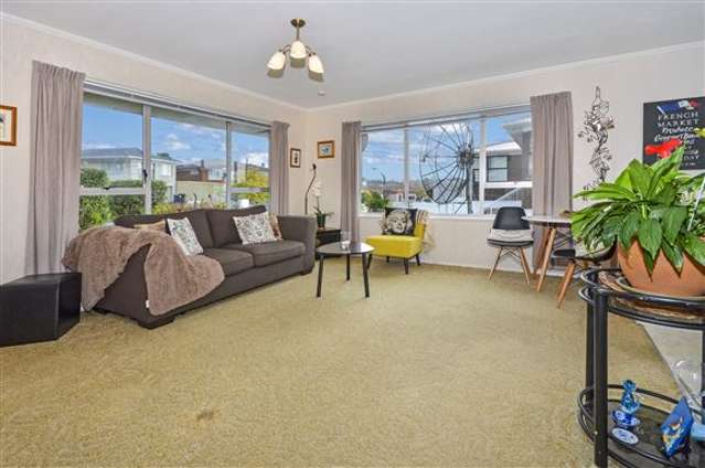 3/1 Bodi Place Te Atatu South_4