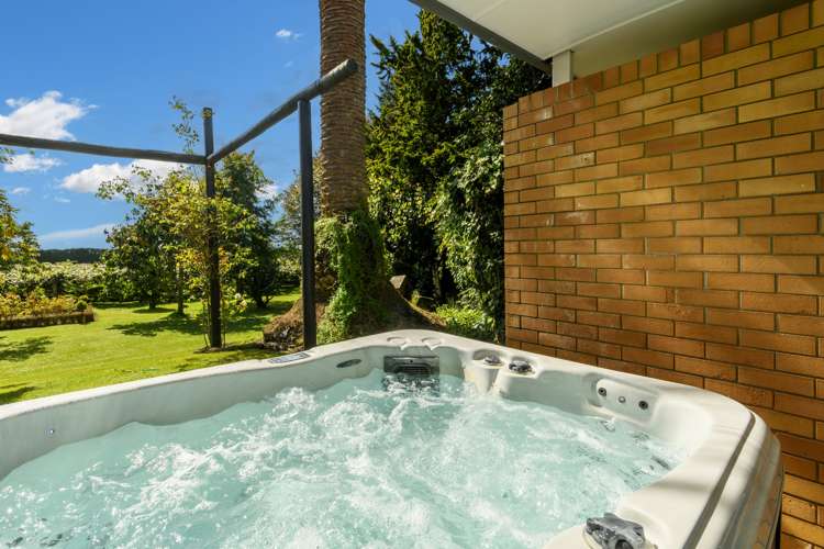 11 Edward Avenue Pyes Pa_18