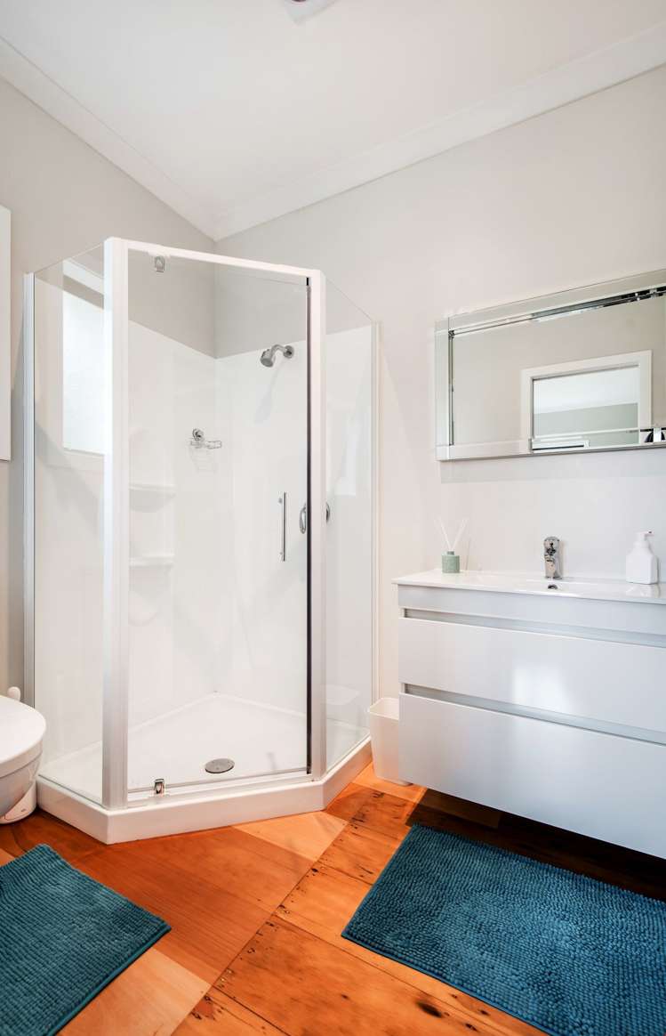 390 Harrisville Road Buckland_9