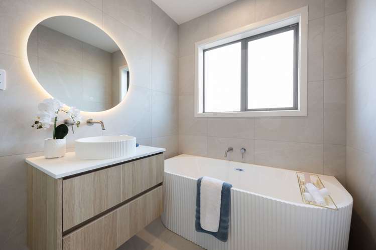 2/31 Lumino Terrace Peacocke_18