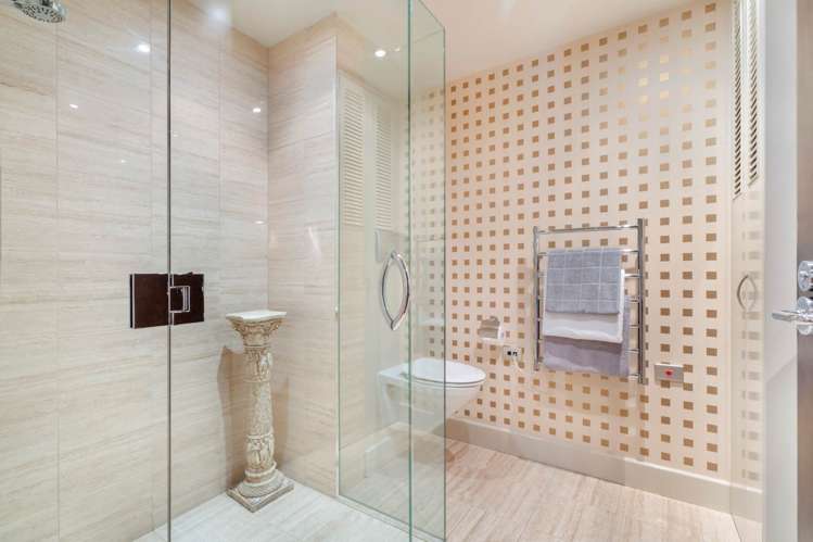 2/45 Tamaki Drive Mission Bay_37