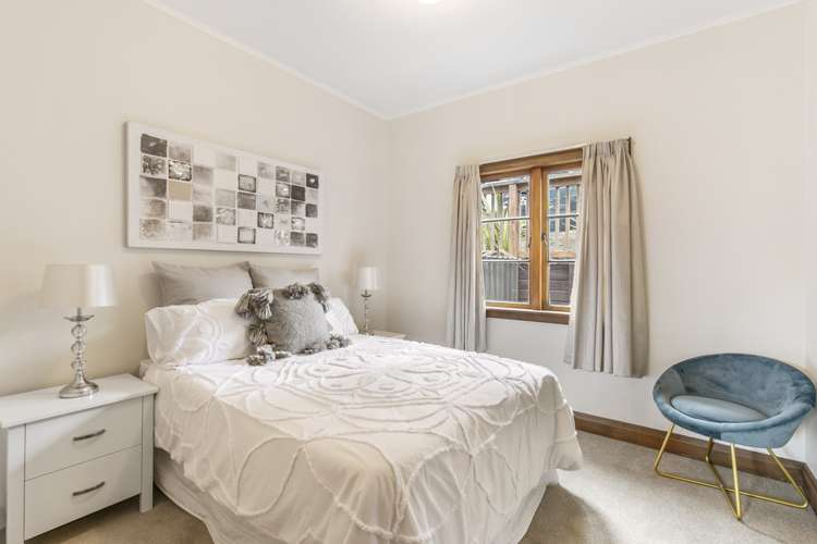 518g West Coast Road Oratia_13