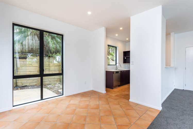 1/69 Target Road Totara Vale_14