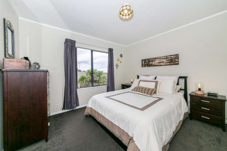 9 Kotinga Avenue Glen Eden_14