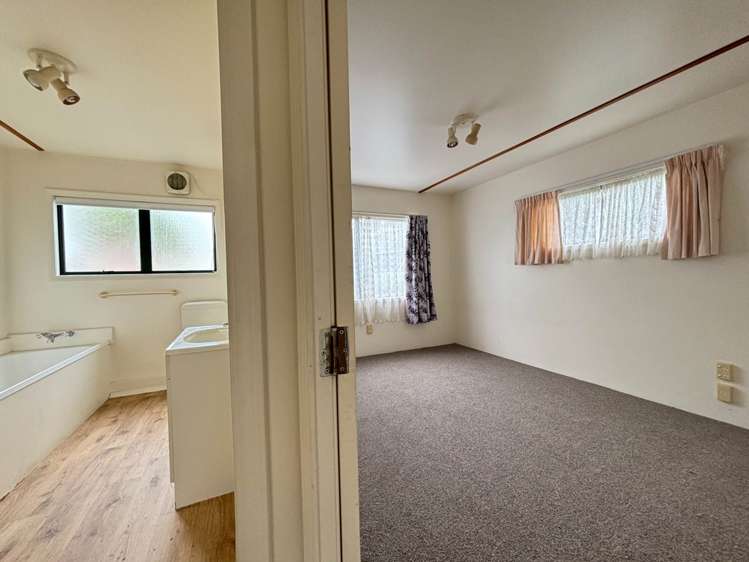 80E Tirimoana Road Te Atatu South_14