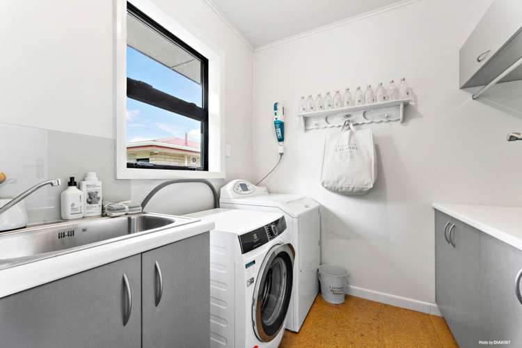 2 Roose Avenue Pukekohe_25